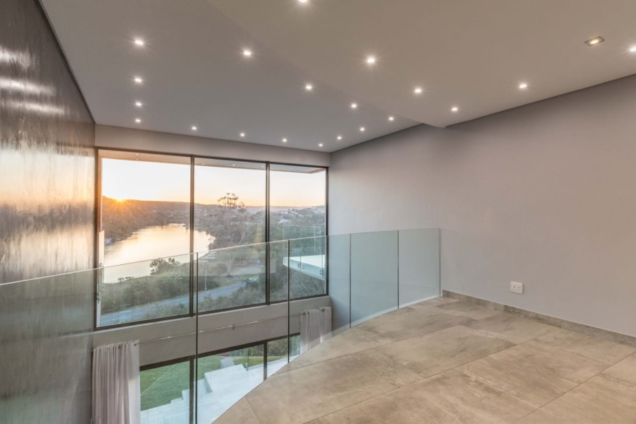 5 Bedroom Property for Sale in Beacon Bay Eastern Cape
